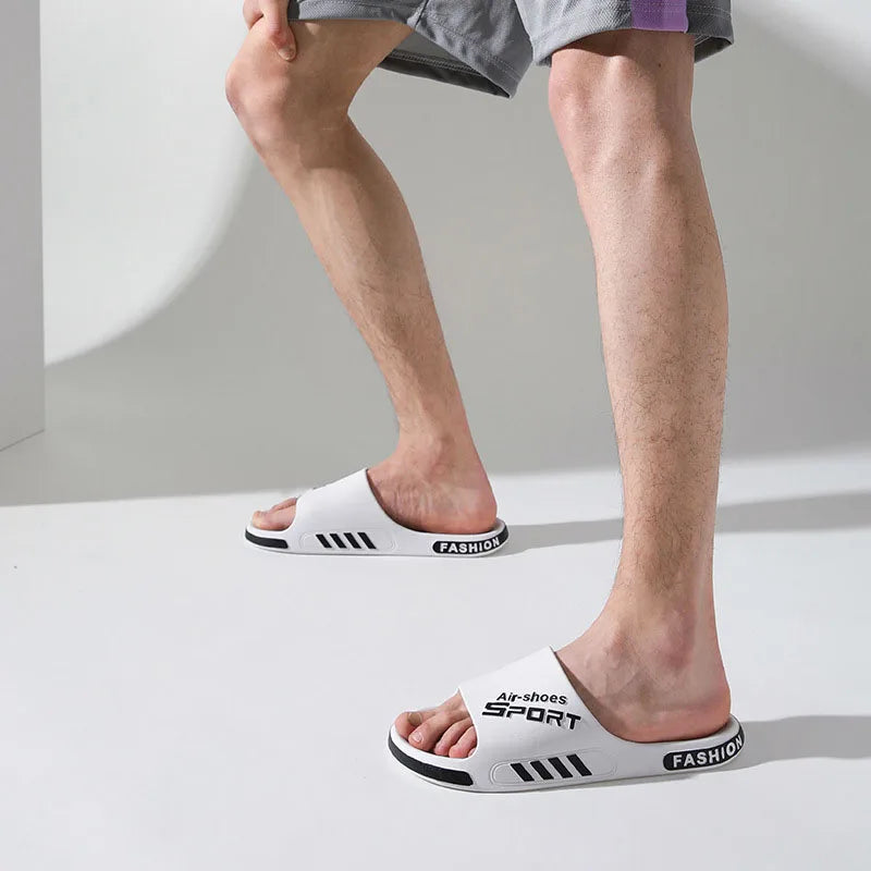 Mode Herren Hausschuhe PVC Weich Sohle Rutschfest Slides Casual Outdoor Strand Flip Flops Heim Badezimmer Paare Hausschuhe Neue Sandale