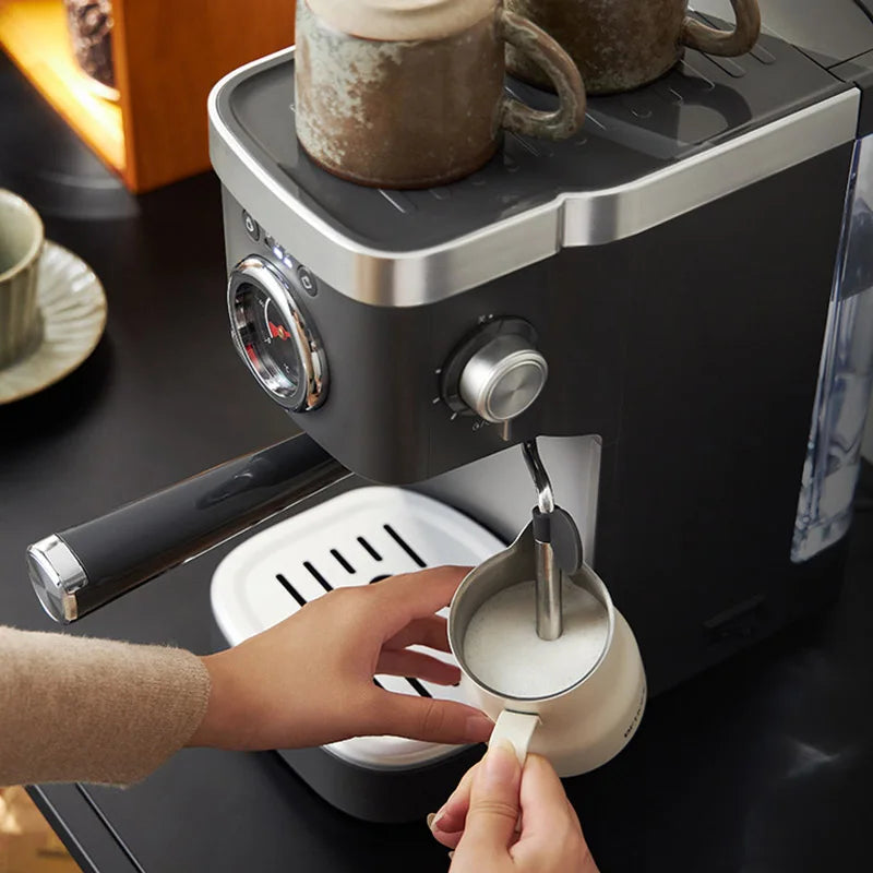 Italienische Kaffeemaschine 2025: 20Bar Espresso-Automat - Premium Barista Collection