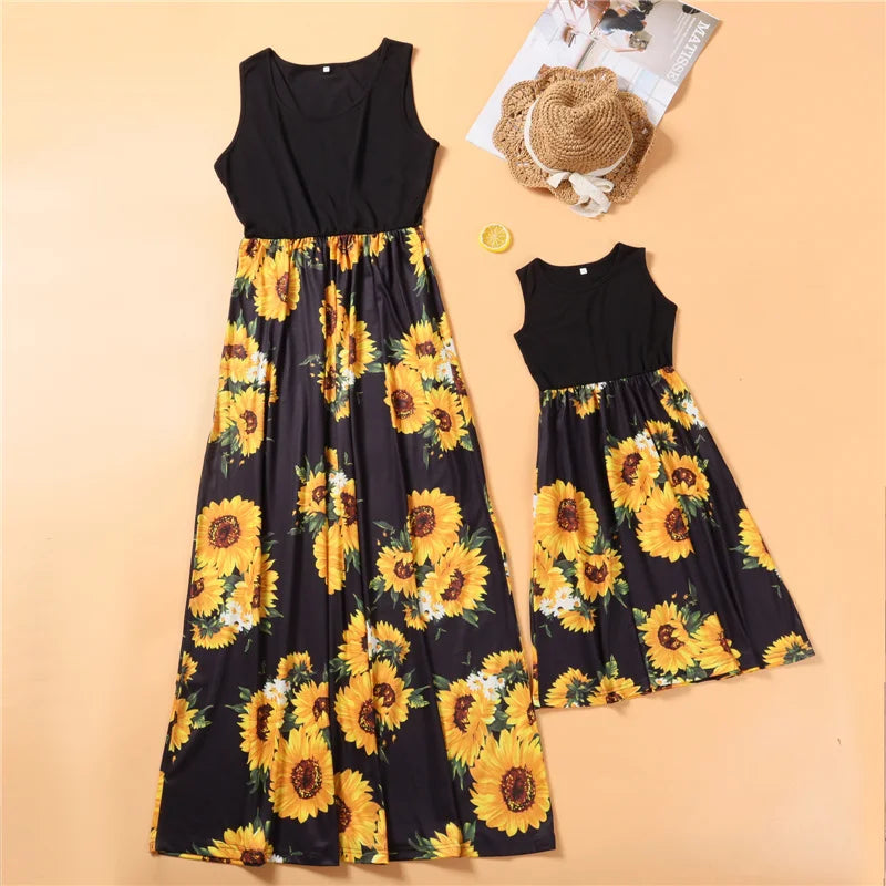 Mother Daughter Matching Dresses Family Sets Floral Fashion Woman Girls Long Dress Outfits Sleeveless Family Look Dress
