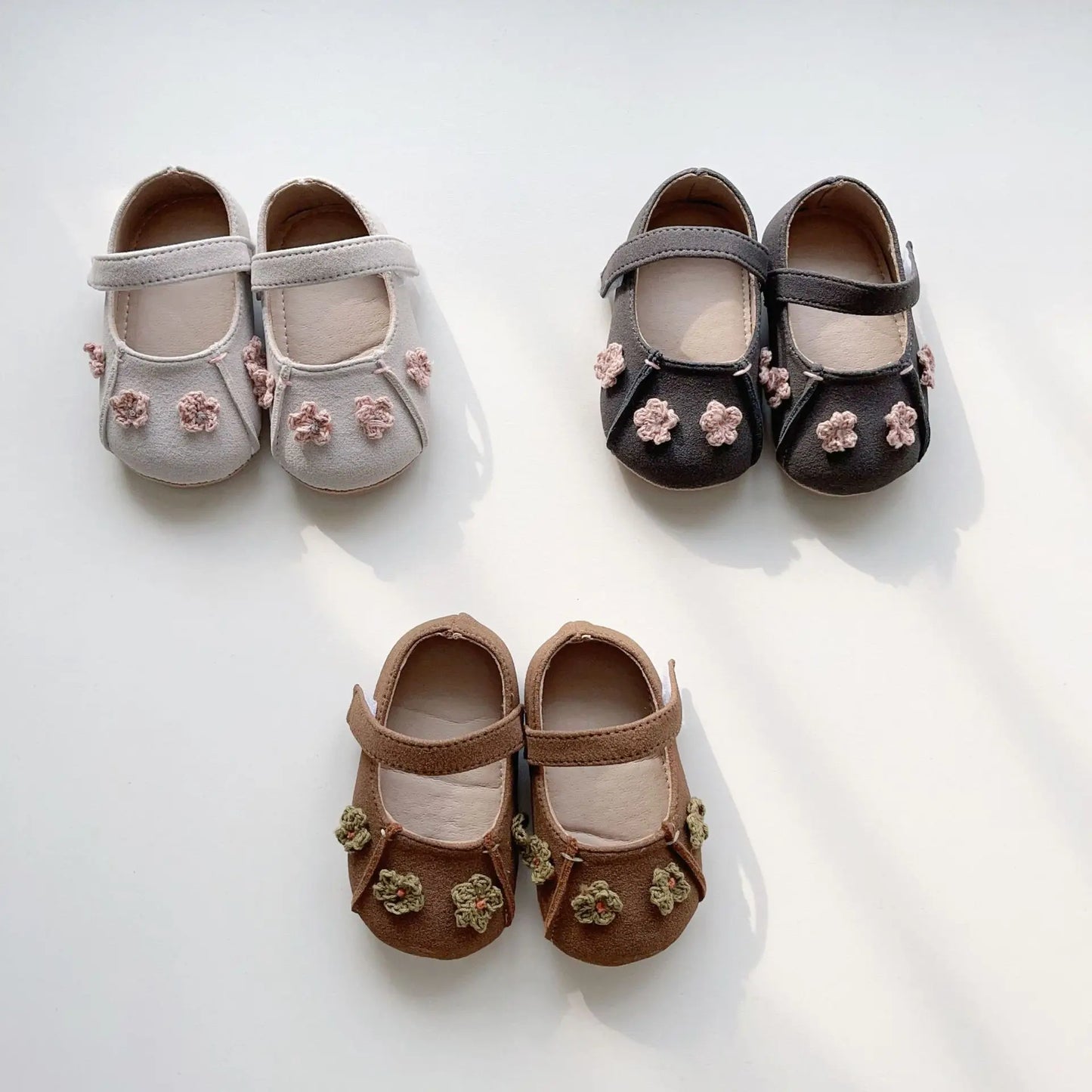 Mädchen Schuhe 2025 - Frühling Baby Prinzessin Koreanische Edition Blumen - Elastik Band Weiche Sohle Sneakers 1-3J