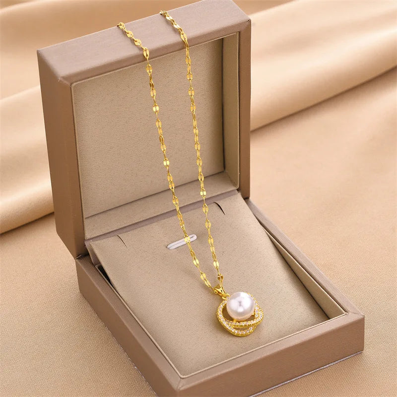 New Fashion Luxury 18K Gold Plated Imitation Pearl Pendant Necklaces For Women Trendy Retro Style Stainless Steel Clavicle Chain
