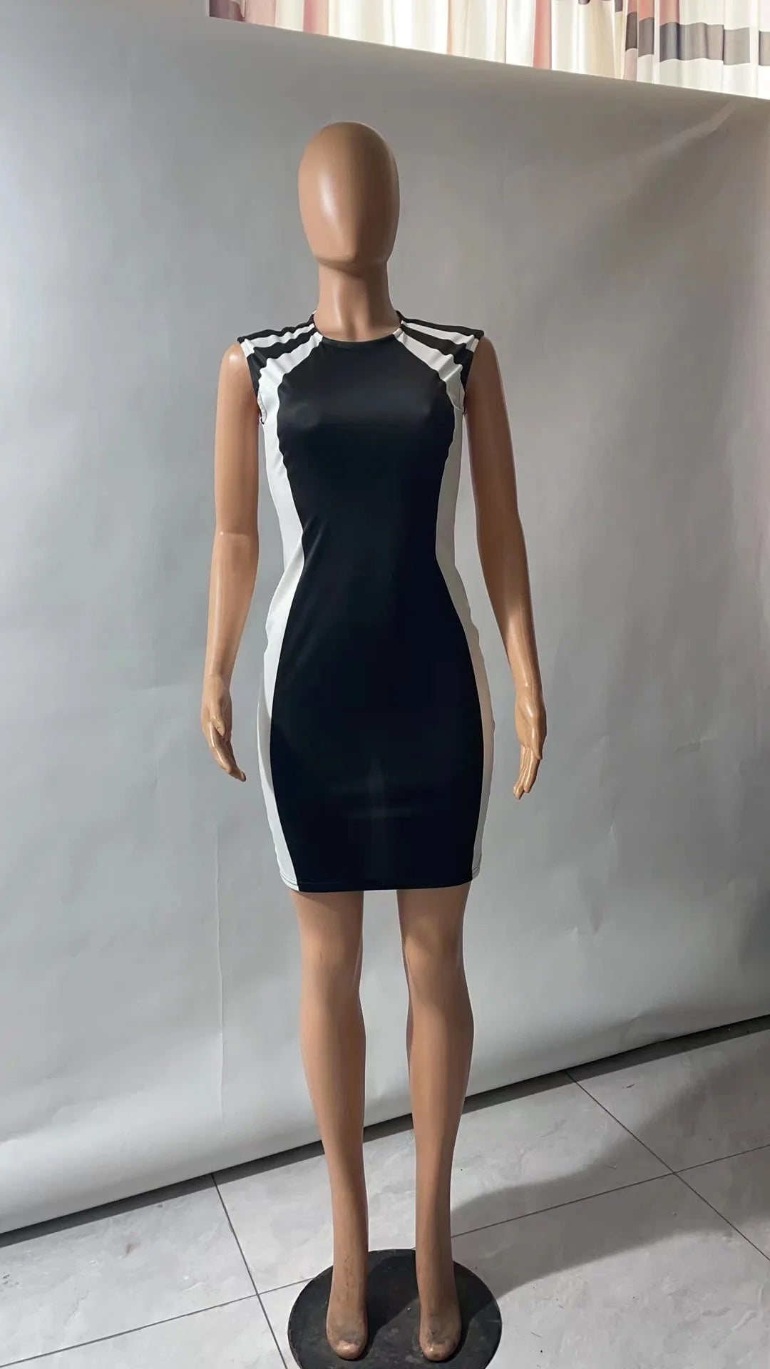 Elegant Women Party Club Dresses 2023 Summer Fashion Colorblock Round Neck  Bodycon Dress Sleeveless Casual Mini Black Dress