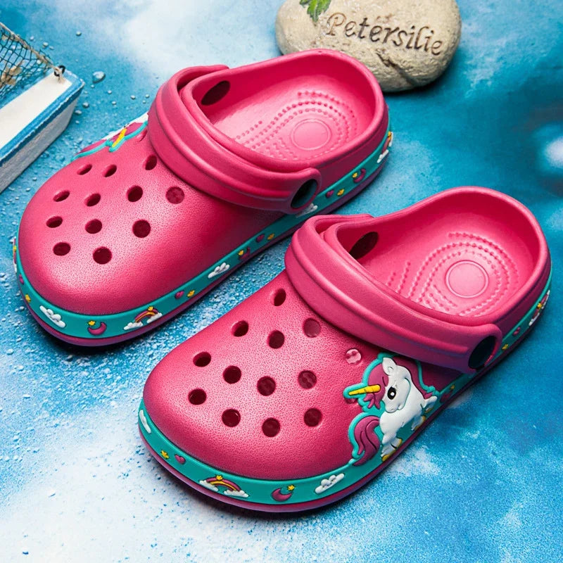 Kinder-Gartenschuhe 2025: Einhorn-Dinosaurier Strand-Sandalen Sommer Loch - Beach-Sandals Kollektion für Kinder