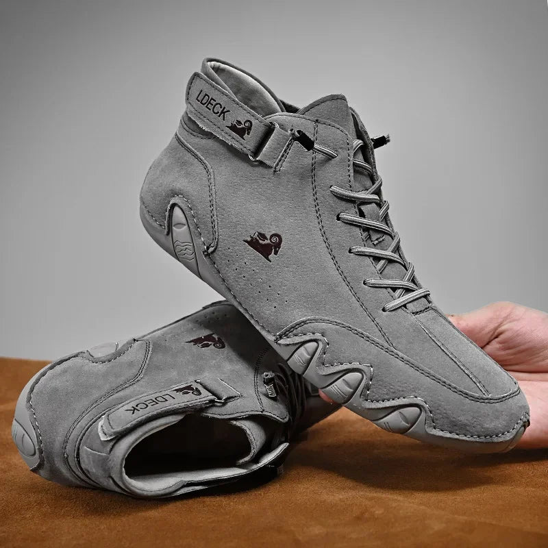Sneakers Men Casual Shoes Man High Top Sneakers Winter Warm Designer Fashion Loafers Lace Up Shoes Men Boots 2024