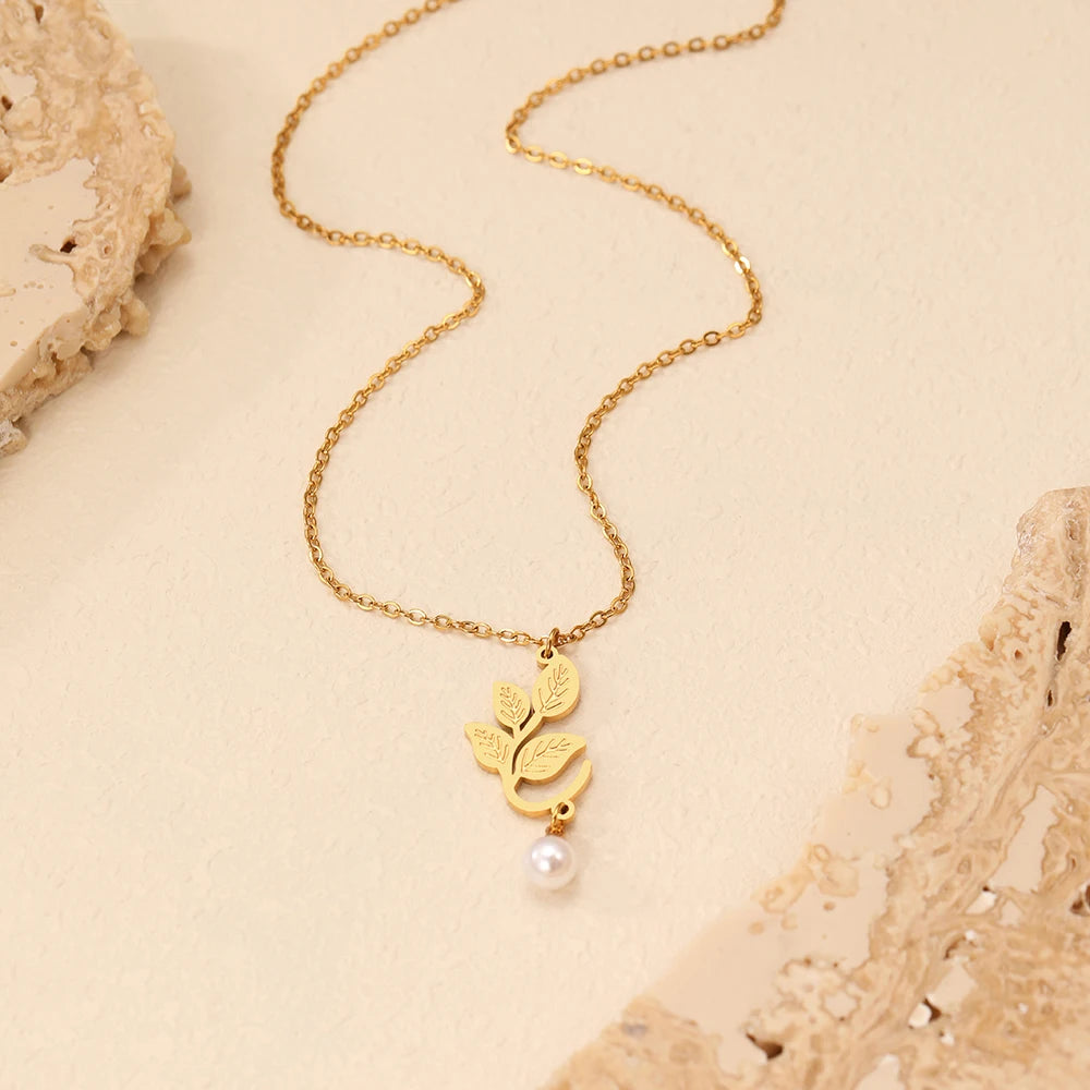 Stainless Steel Necklaces Retro Lrregular leaf Pendant White Imitation Pearl Light Luxury Necklace For Women Jewelry Party Gifts