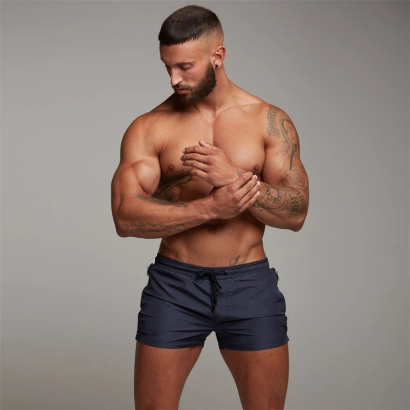 Herren Schwimmhose 2025 mit Reißverschluss-Taschen Mesh-Futter Sommer Strand Board Shorts Schnelltrocknend Schwimmen Badeanzug Schwimmanzug Schwimmbekleidung