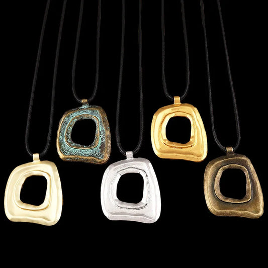 ZXZCN Lange Goldkette Unregelmäßiger Anhänger - Zink 60cm