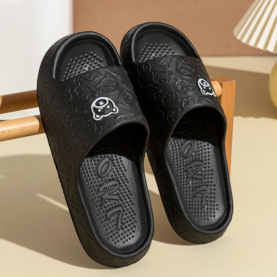 Men's Slippers Summer Cartoon Bear Indoor Soft Thick Sole Anti Slip Women Exquisite Slides Bathroom Beach Outdoor Shoes Couple