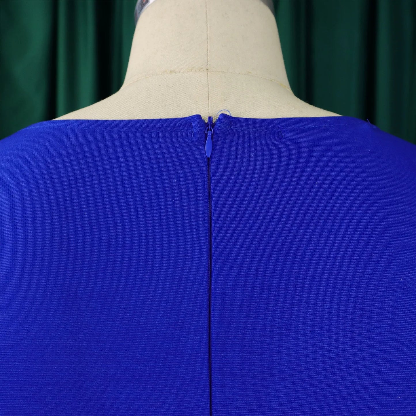 Elegante Kleider Für Frauen 2025 Neu V-Ausschnitt Halbe Ärmel Gürtel Taille Plissiert Midi Mode Weiblich Bescheiden Business Arbeit Kleider OL