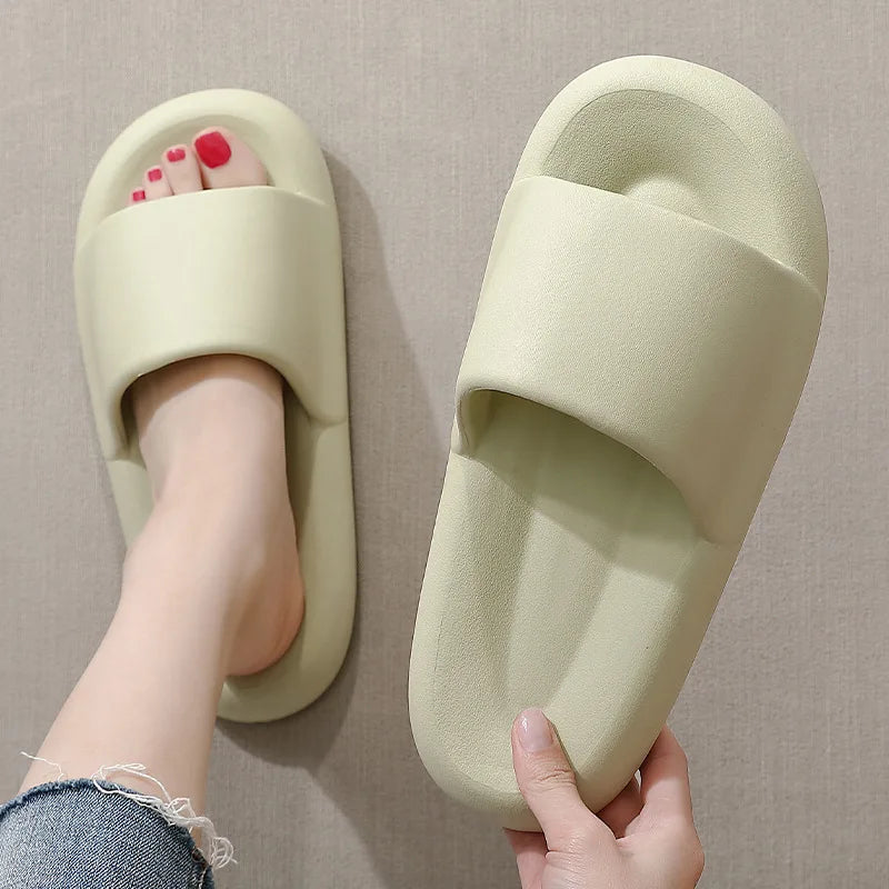 New Soft EVA Slippers Couples Home Slipper Outdoor Beach Summer Sandals Bath Men Flip Flops Non-Slip Women Thick Sole Shoes