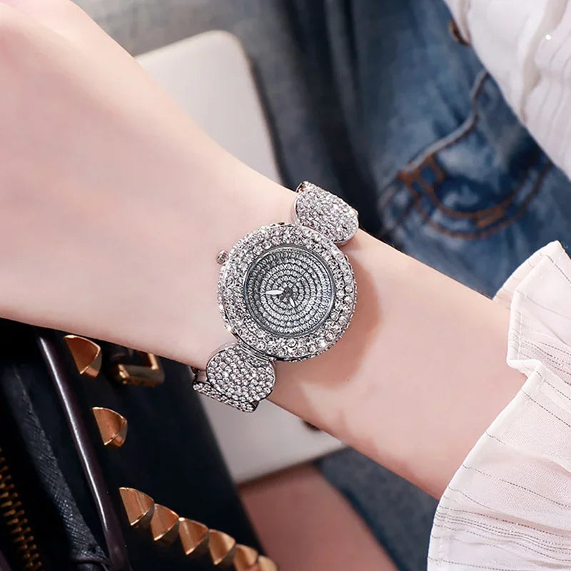 Damen-Luxus-Uhr 2025: Strass-Quarz Armbanduhr - Glamour Collection