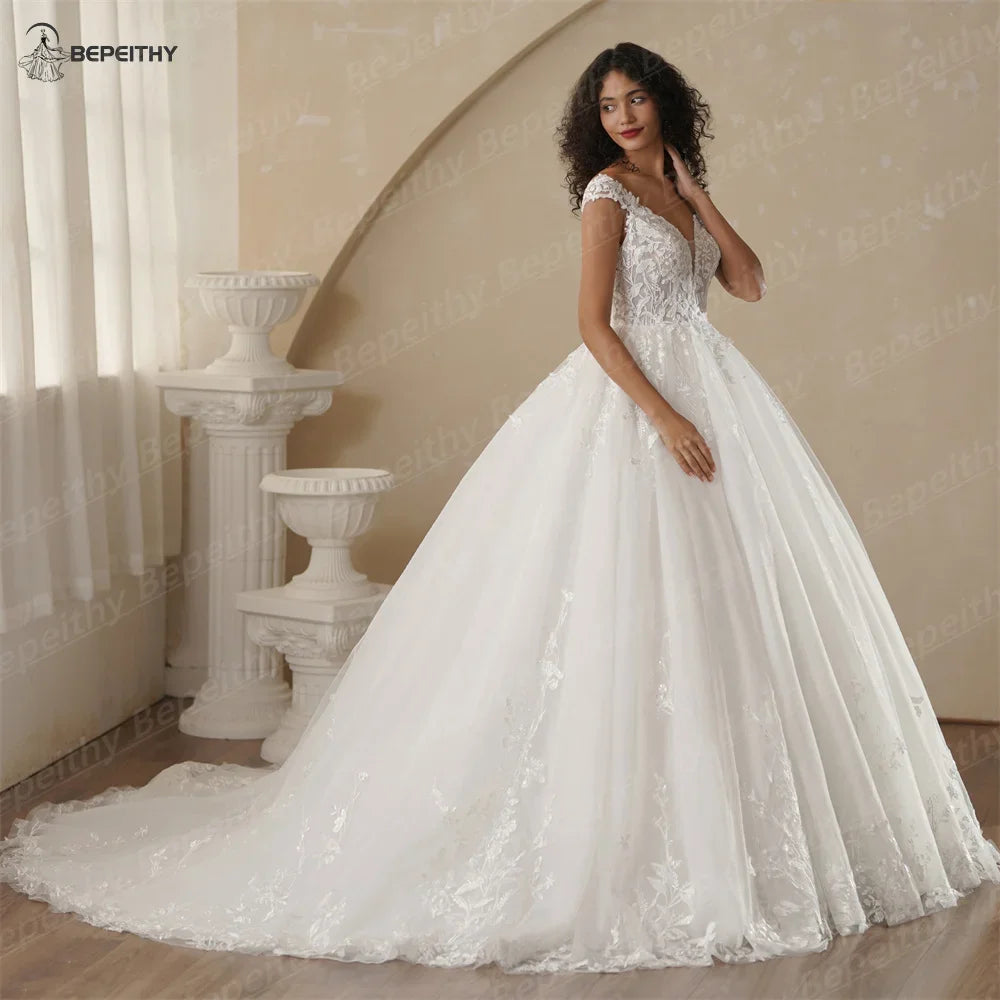 BEPEITHY Customized V-Hals Cap-Sleeves Prinzessin Hochzeitskleider Für Frauen 2025 Frühling Spitze Boho Brautkleid