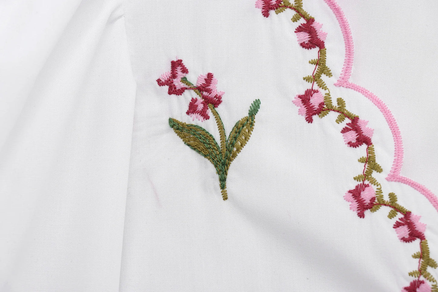 ZBZA Women's Floral Embroidered Shirt V-neck Short Sleeve Front Tie Loose Hem Top Spring and Summer New Versatile Chic Cardigan