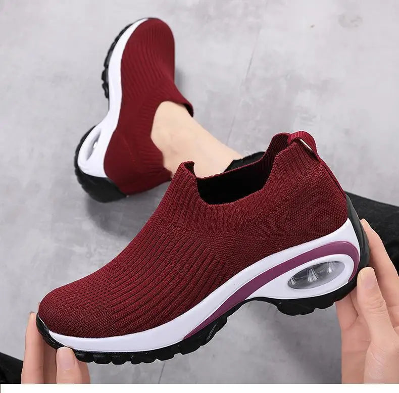 YBQJOO Slip On Keil Sneaker Atmungsaktiv - Plateau 2cm EVA