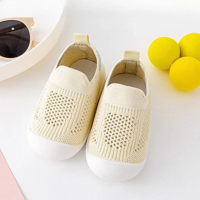 Luna Baby Weiche Sohle Mesh Atmungsaktiv - Rutschfest 22-24
