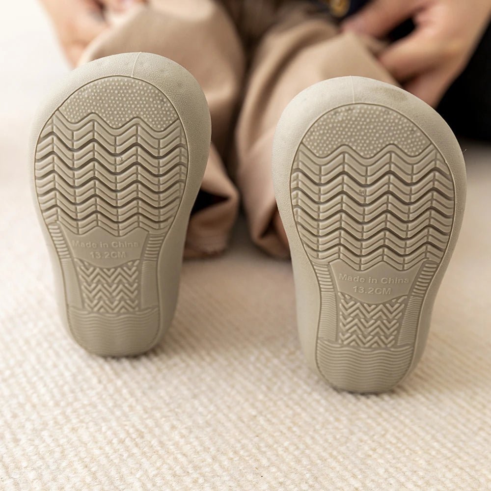 Baby Socken Schuhe 2025 - Säugling Süße Cartoon Kinder Junge Schuhe - Weiche Gummi Sohle Kind Boden Sneaker BeBe Booties Kleinkind Mädchen Erste Laufschuhe 1-3J