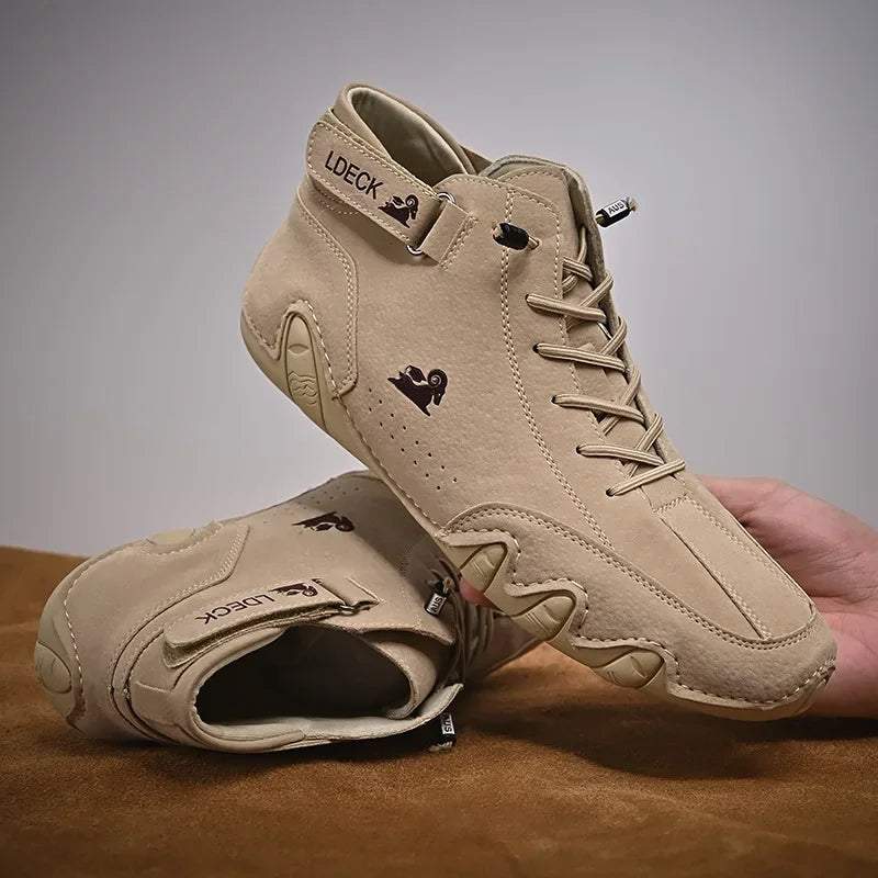 Sneakers Men Casual Shoes Man High Top Sneakers Winter Warm Designer Fashion Loafers Lace Up Shoes Men Boots 2024
