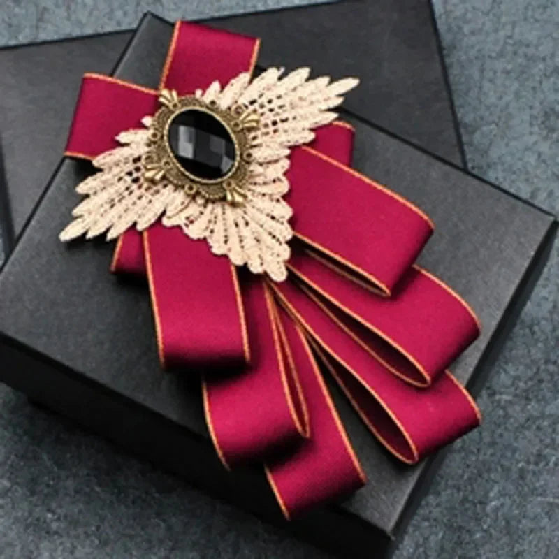 Set de nuntă 2025: Noua modă britanică pentru bărbați, performanță de nuntă pentru mire - Set de accesorii pentru bărbați cu papion, guler floral și buzunar, pentru petrecere de nuntă