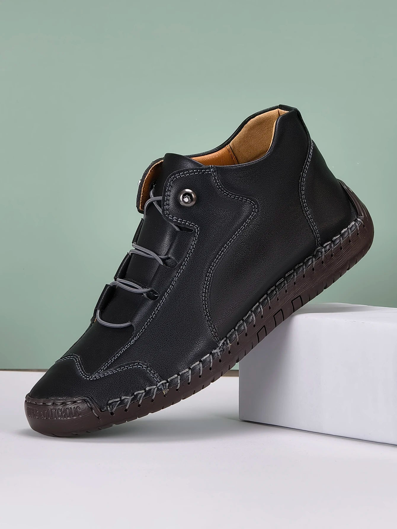 New Fashion Sneakers Women Handmade Leather Casual Shoes Design Platform Loafers Breathable Flats Shoe Driving Plus Size