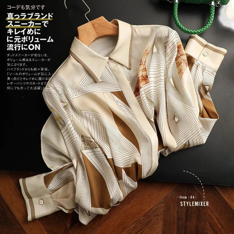 Elegant Style Ladies' Top for Day-to-day and Workplace Graceful Design Women's Blouse with Chic Print and Buttons