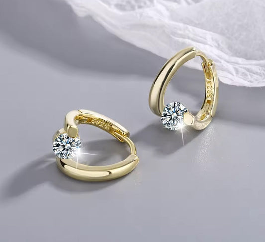 Cercei din argint 925, cercei rotunzi cu o piatră de cristal transparentă