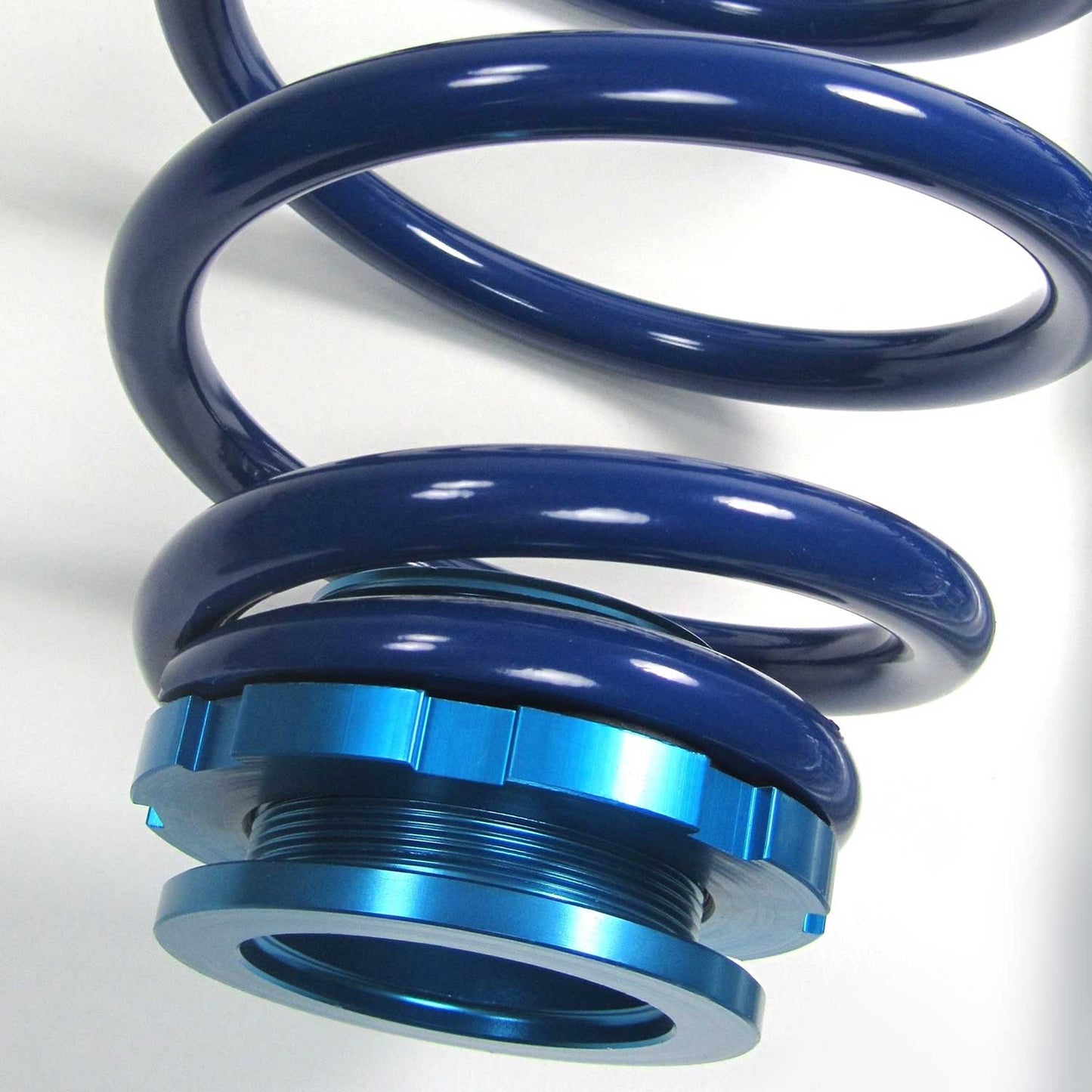 Zestaw zawieszenia gwintowanego JOM do sedana Opel Vectra C 2002-2008