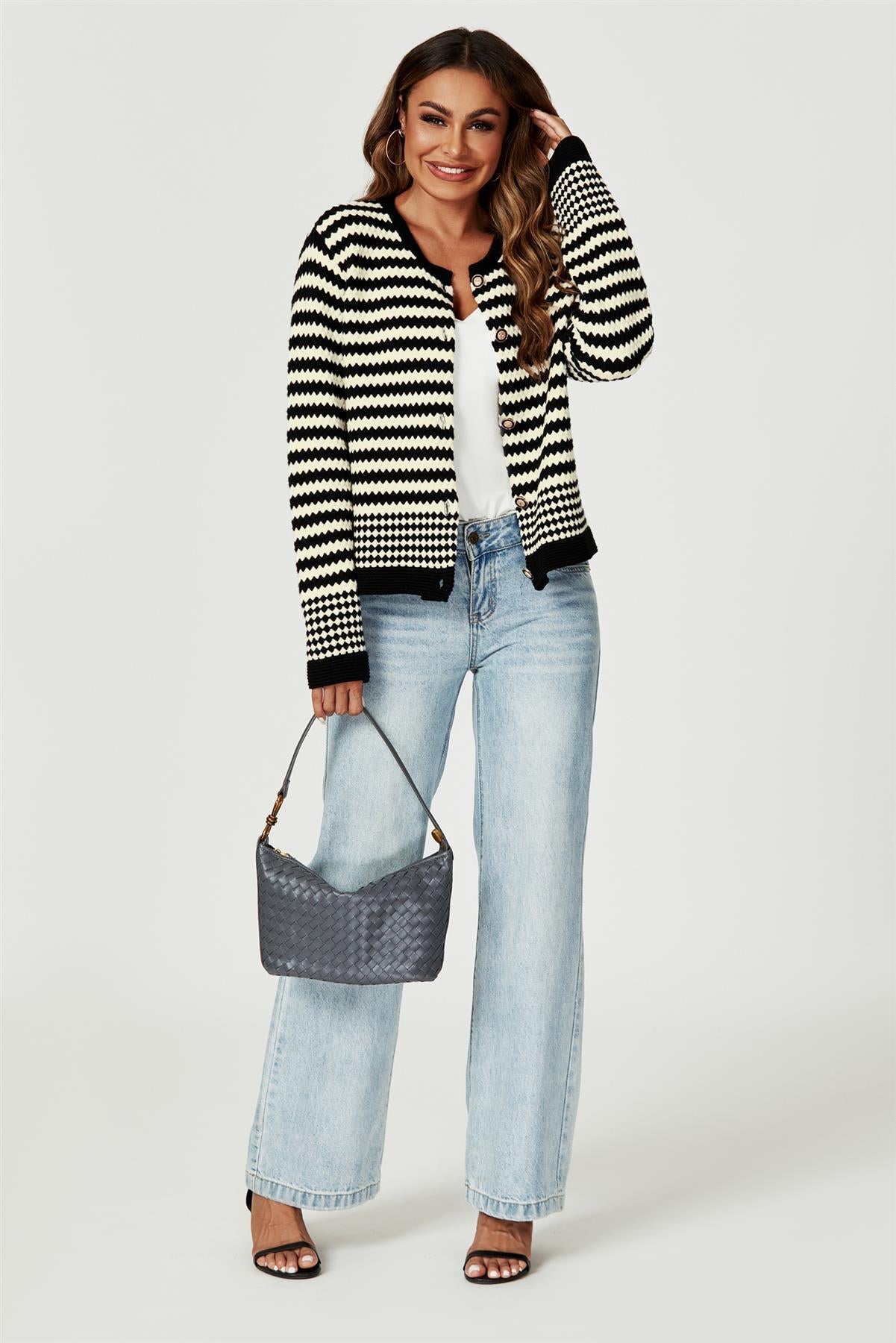 Cardigan tricotat cu model geometric în negru