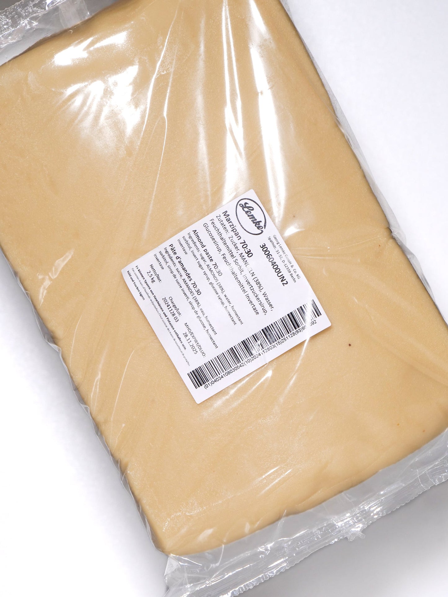 Marțipan Lemke 70:30 Marțipan Premium - 38% conținut de migdale, textură elastică, ideal pentru decorare, frământare și modelare