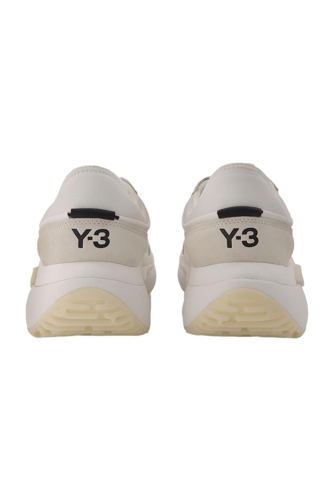 Sneaker Ajatu Run in weiß