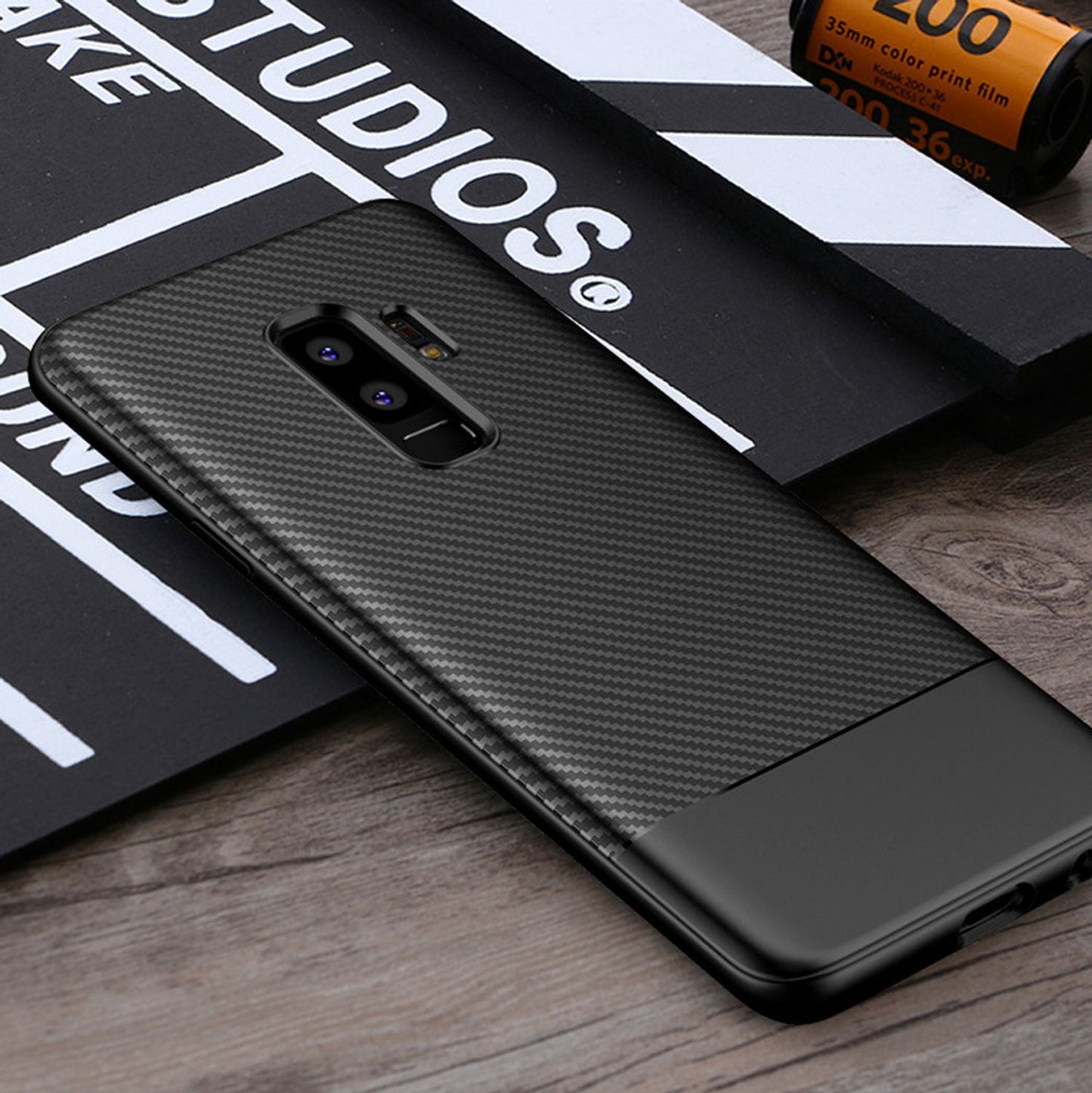 Samsung Galaxy S9 Plus Handy Hülle von NALIA, Silikon Case Cover Carbon Look