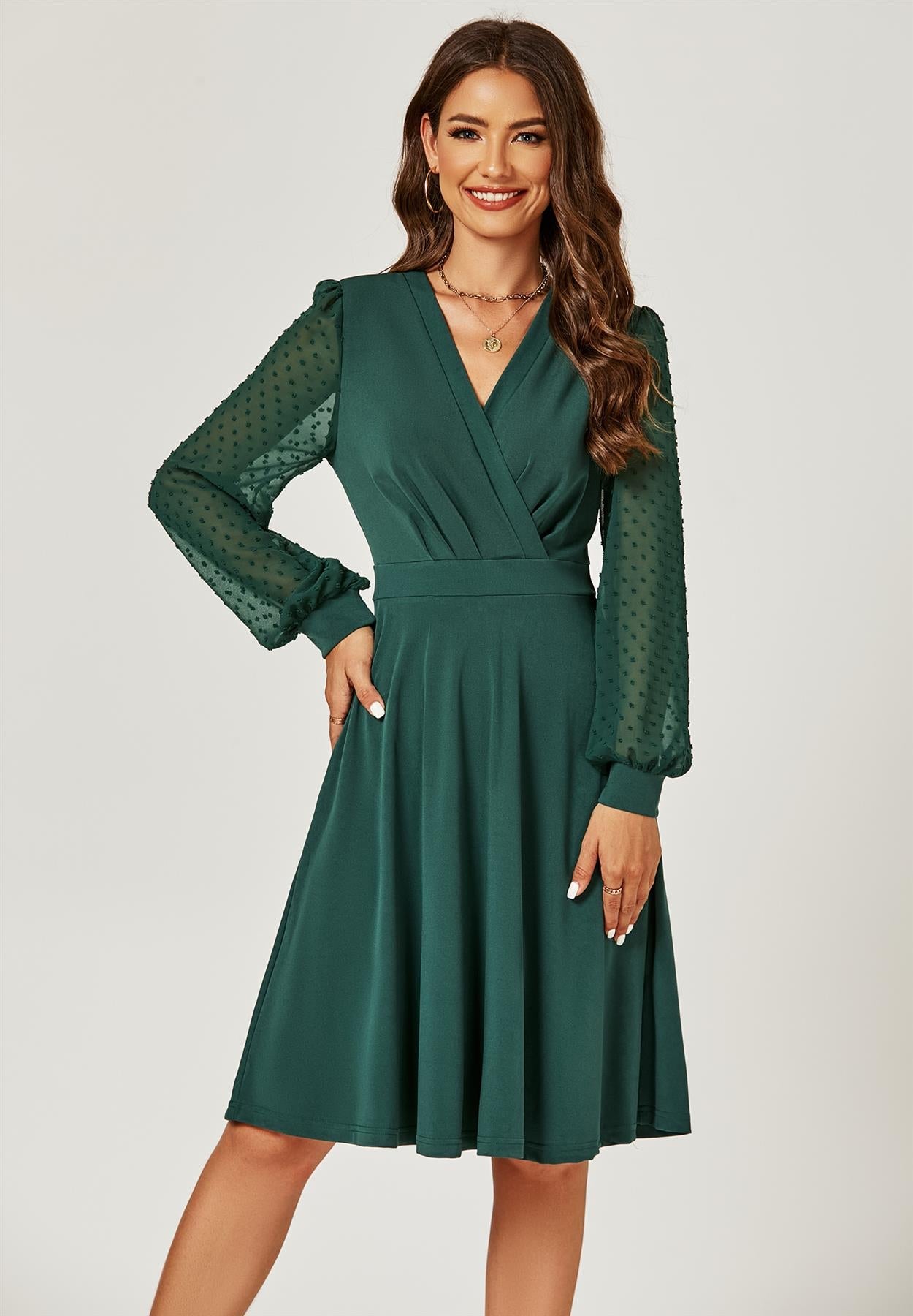 Rochie midi plisată cu mâneci lungi din șifon, verde închis