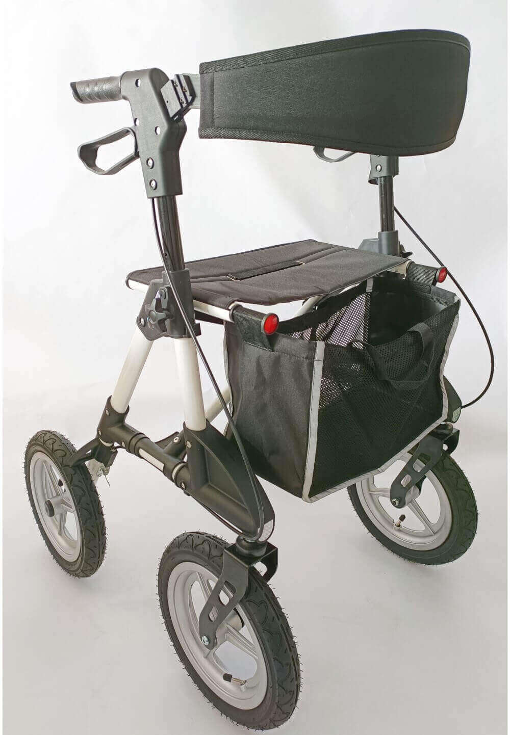 Rollator de exterior Antar cu anvelope pneumatice - AT51031