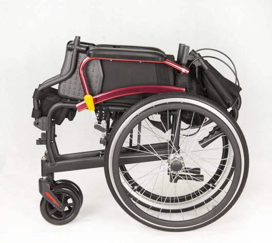 Scaun cu rotile pliabil ușor AT52324, fabricat din aluminiu – doar 10,7 kg și capacitate de încărcare de 100 kg