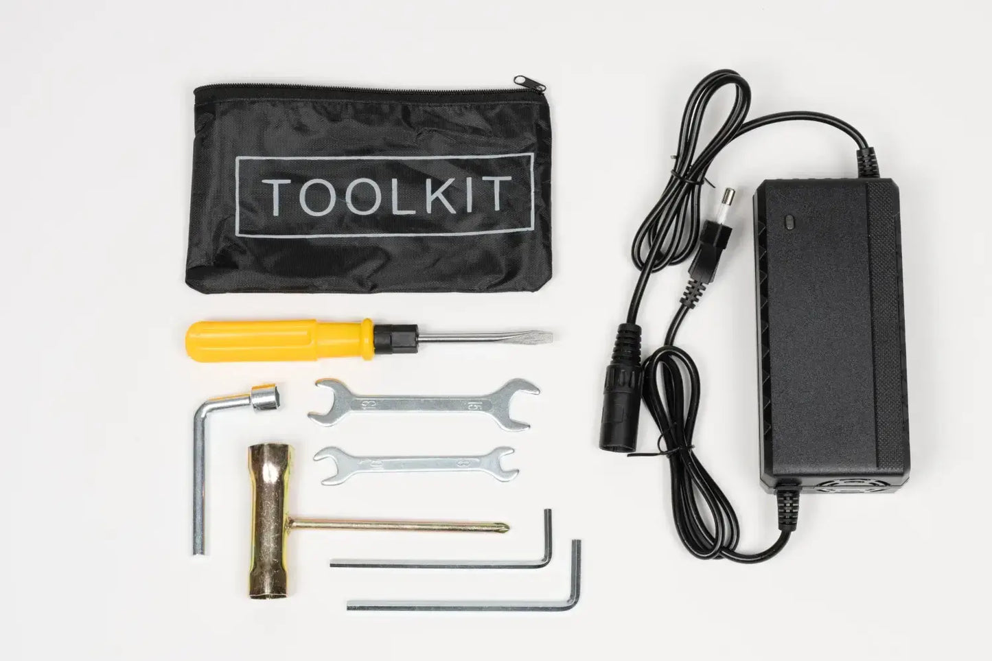 Scaun cu rotile electric Antar din oțel carbon negru – AT52332