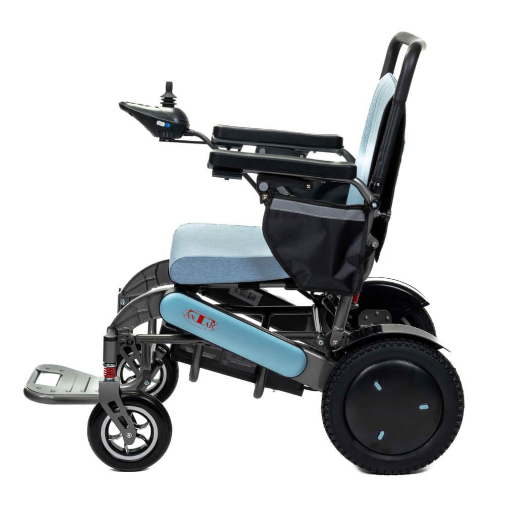 Scaun cu rotile electric – pliabil, ușor și cu telecomandă