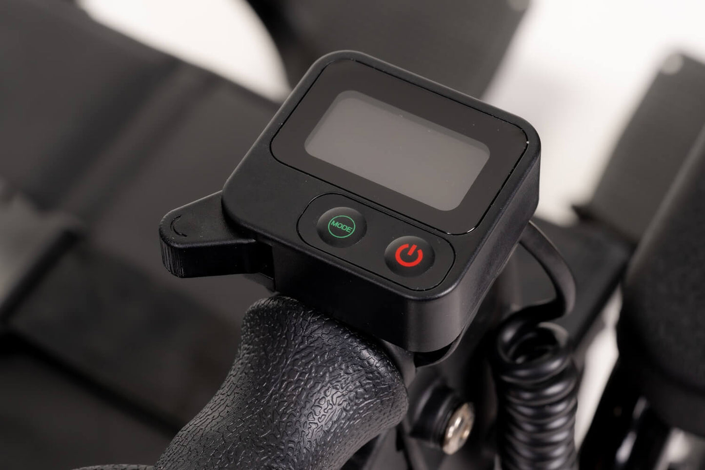 Rollator/scaun cu rotile electric Antar, soluție modernă 2 în 1 – AT52334