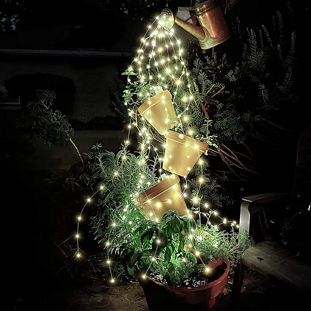 JGTC Wasserfall Lichterkette LED - 151-200 LEDs, AA-Batterien, IP44