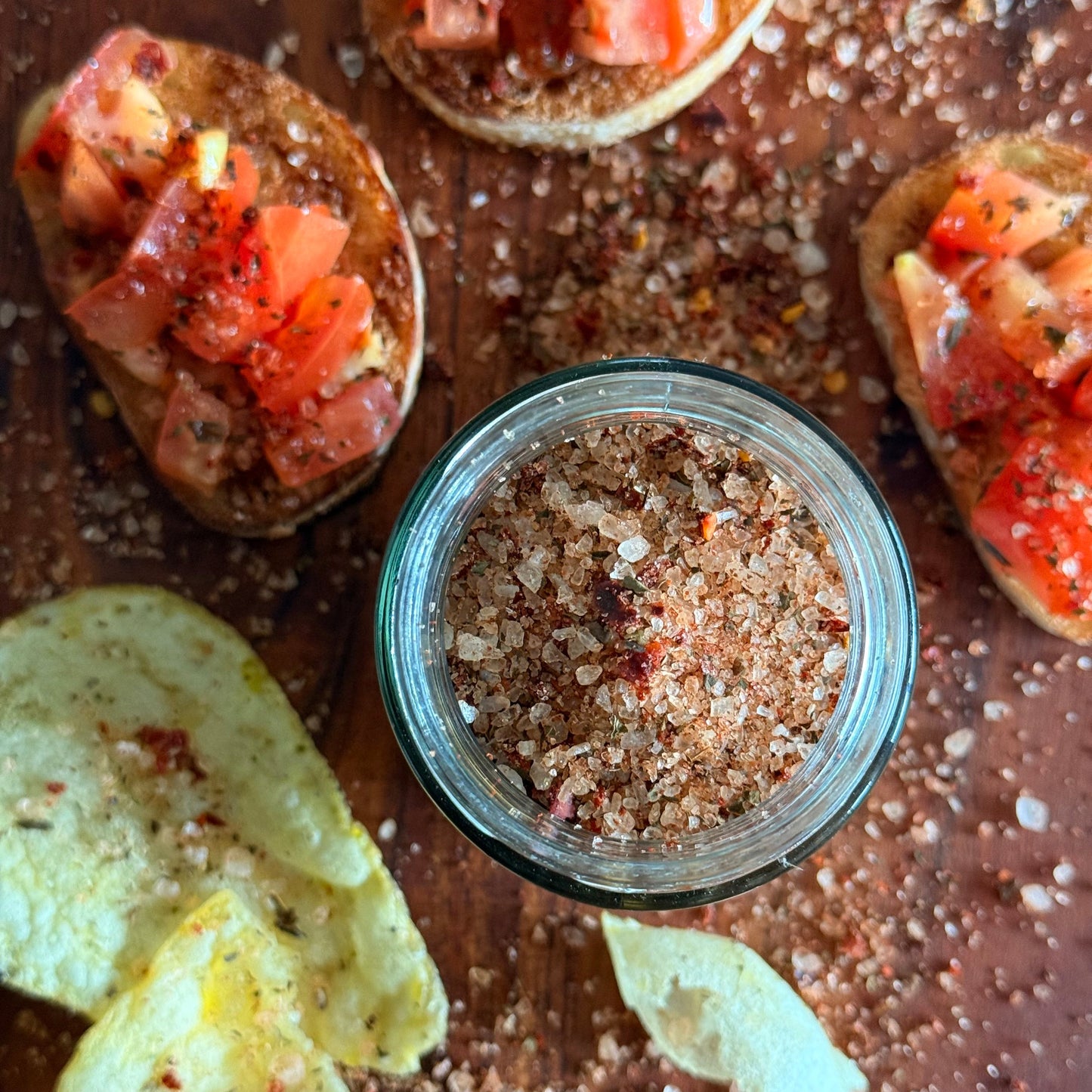 Naturfranz Chili Mint cu sare și mentă picantă - Paste pentru pizza, vegan Conținut 100g Nivel de condimente 3 Dimensiuni 4x4cm