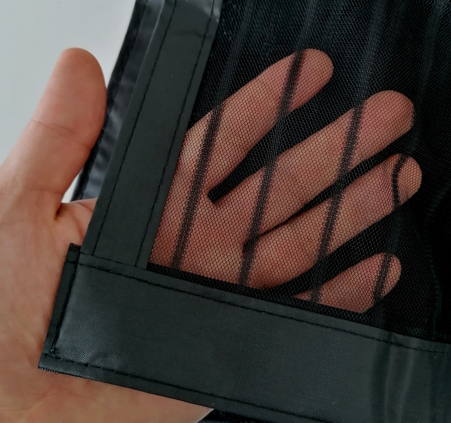 DREIKS Magnetisches Fliegengitter Tür - Magnete 36 Stück, Klettband Inklusive, Polyester Schwarz