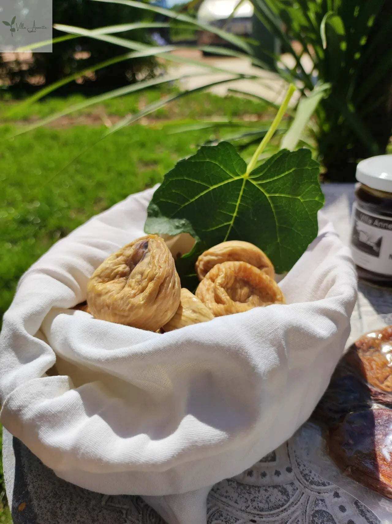 Smochine extra virgine uscate, uscate la soare - Capacitate aprox. 300g, Calabria, procesate ușor