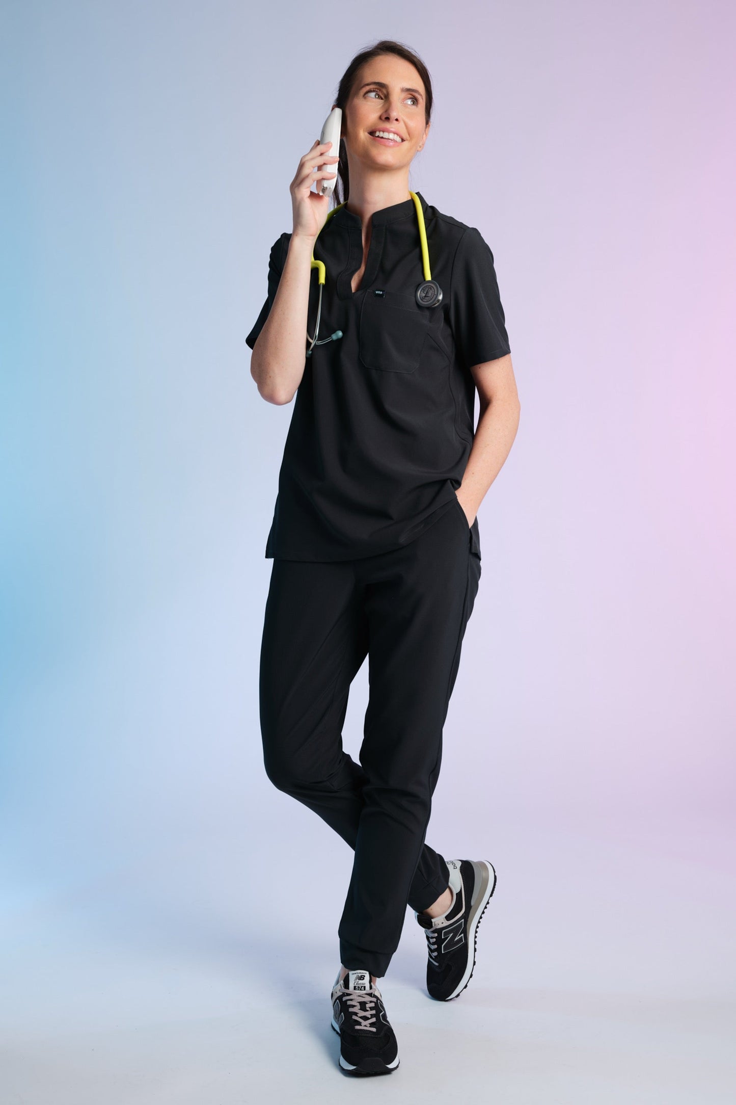 Active Scrub Top "Jackie" – Black