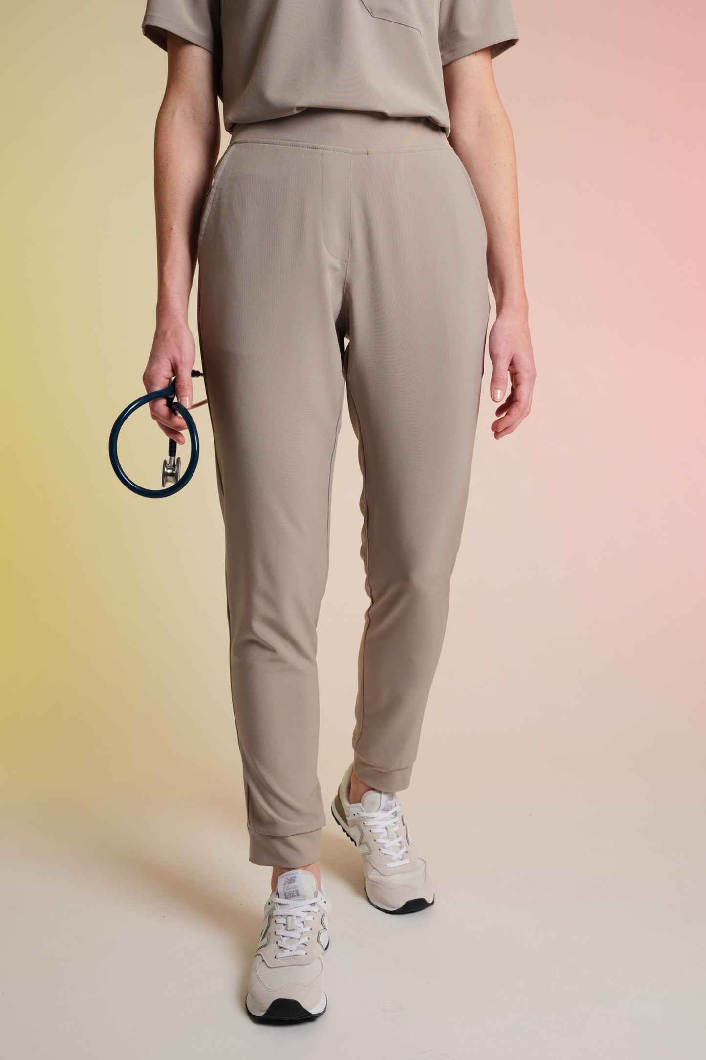 Active Hose "Tessa" – Beige