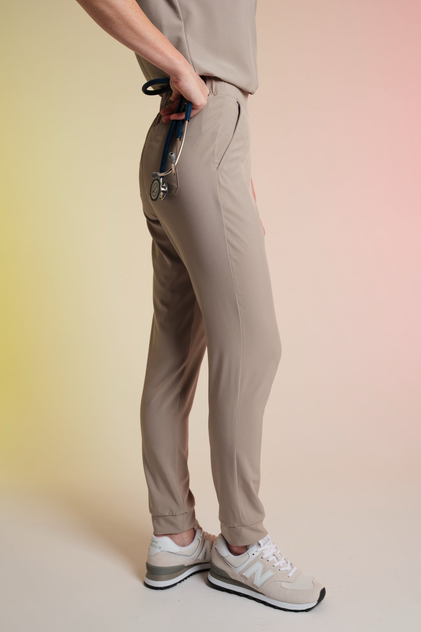Active Scrub Pants "Tessa" – Beige