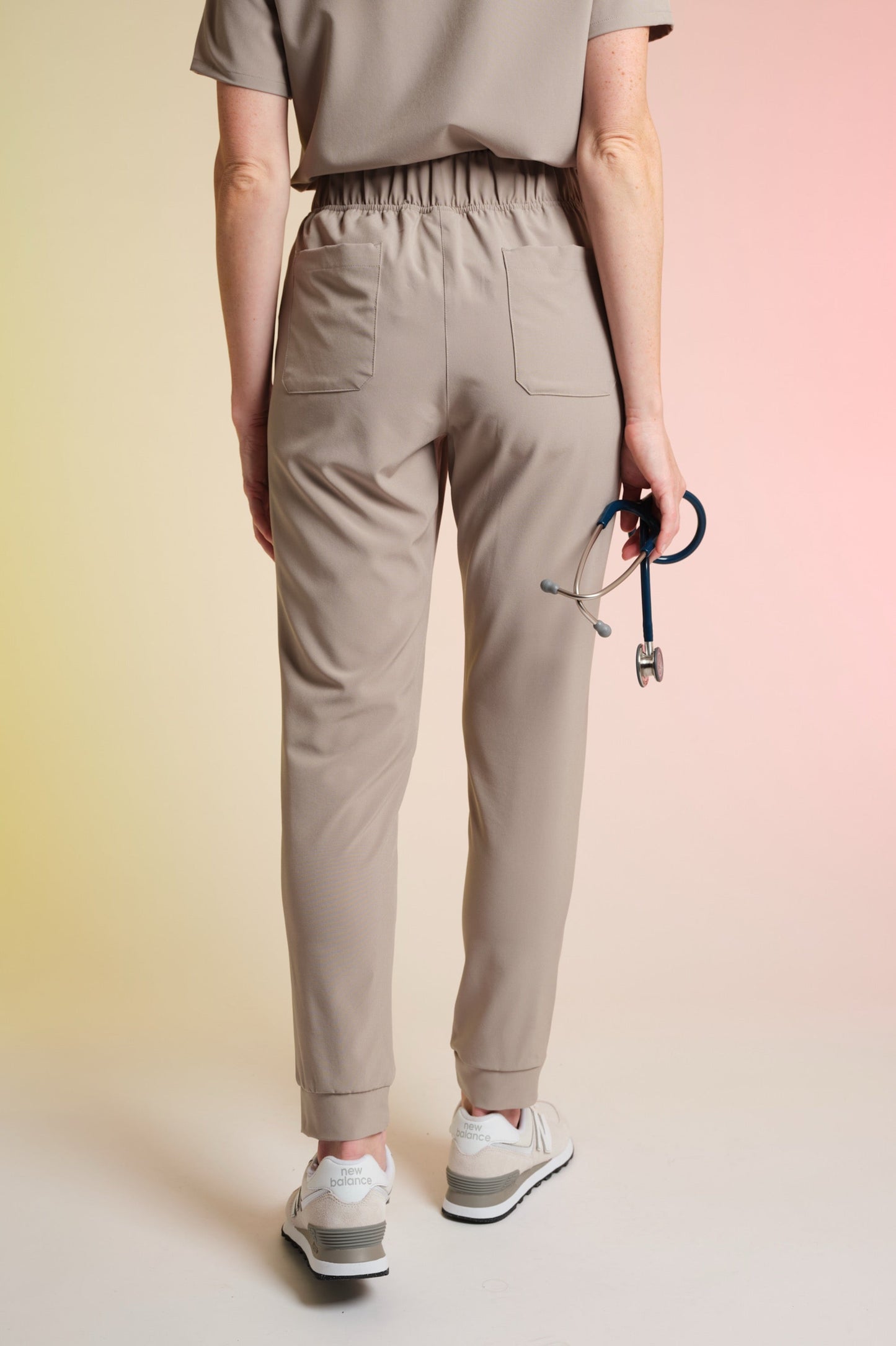 Active Hose "Tessa" – Beige