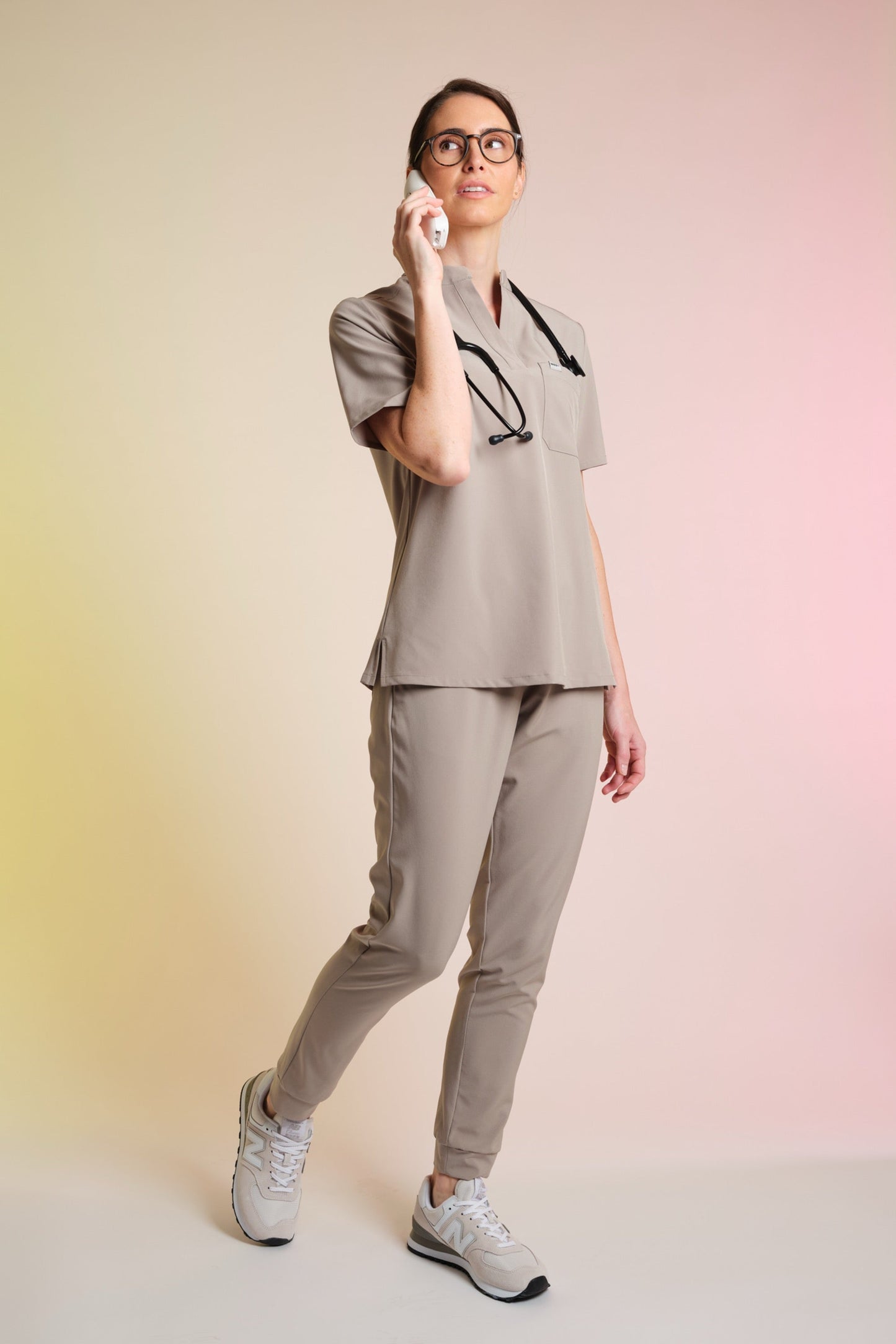 Active Scrub Pants "Tessa" – Beige