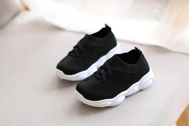 Kinder-Sneaker 2025: Non-Slip Soft-Sole - Spring Summer Collection