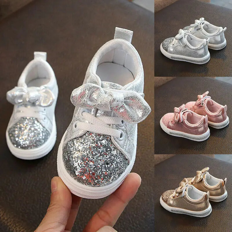 Lioraitiin Mädchen Sport Schuhe 2025 - Weiche Sohle Pailletten Casual Sneakers - Süße Schleife Glänzend Schuhe