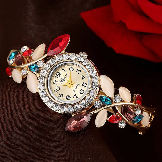 Damen-Uhr 2025: Fashion Women Watch Luxury - Rhinestone Metal Quartz Retro Flower Bangle Collection