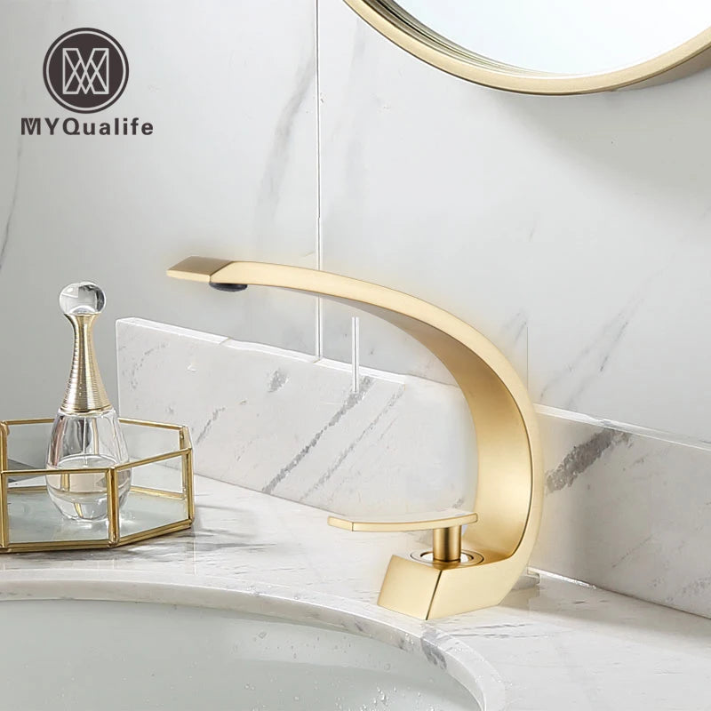 Chrome Basin Faucet  Washing Basin Mixer Deck Mounted Cold and Hot Bathroom Faucet