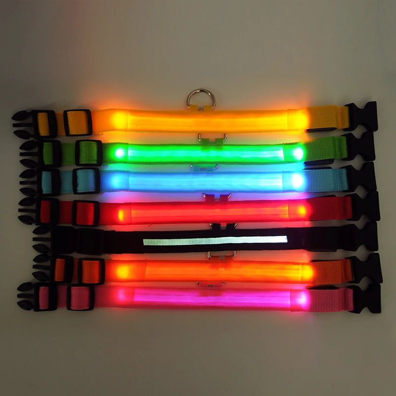 YUDODO Nylon LED Haustier Hund Halsbänder 2025: Nacht Sicherheit Blinkend Leuchtend Fluoreszierend - Tiere Hund Leine XS-XL 7 Farben Alle Jahreszeiten